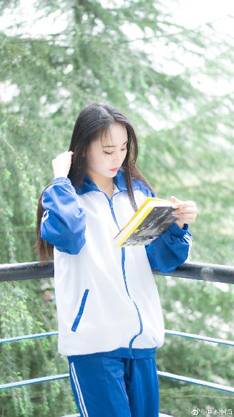 被最想拥抱的男人威胁了