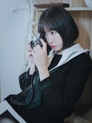 被最想拥抱的男人威胁了