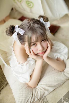 贬妻为妾(罚跪、掌嘴)