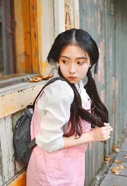 欢乐家长群2电视剧免费播放完整版