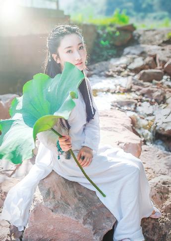 加勒比女海盗完整版