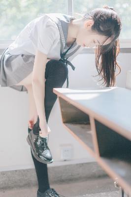 国产一线二线三线女装品牌